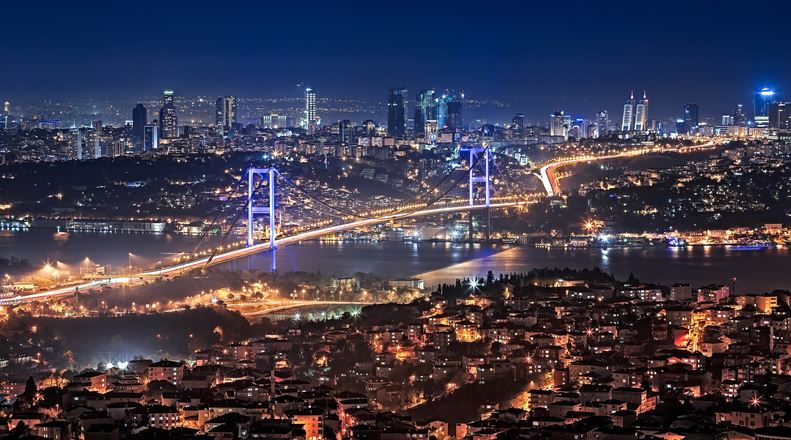 Boğazın Sesi – İstanbul Şiirleri 2025
